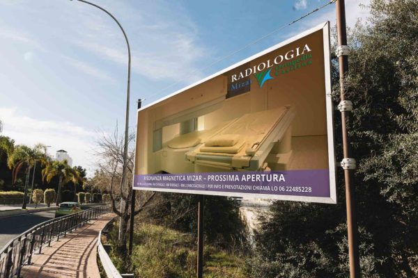 Risonanza-Cartellone-strada
